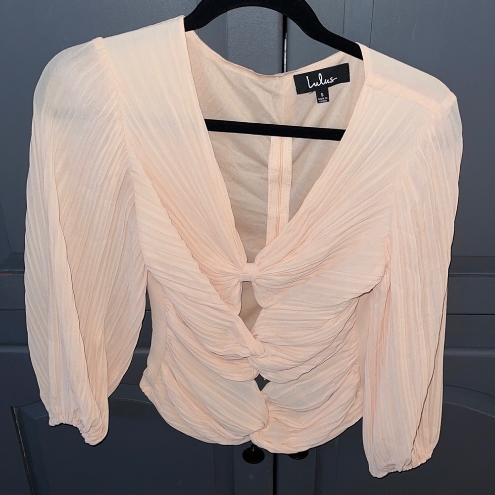 Lulus cutout top - Picture 2 of 5
